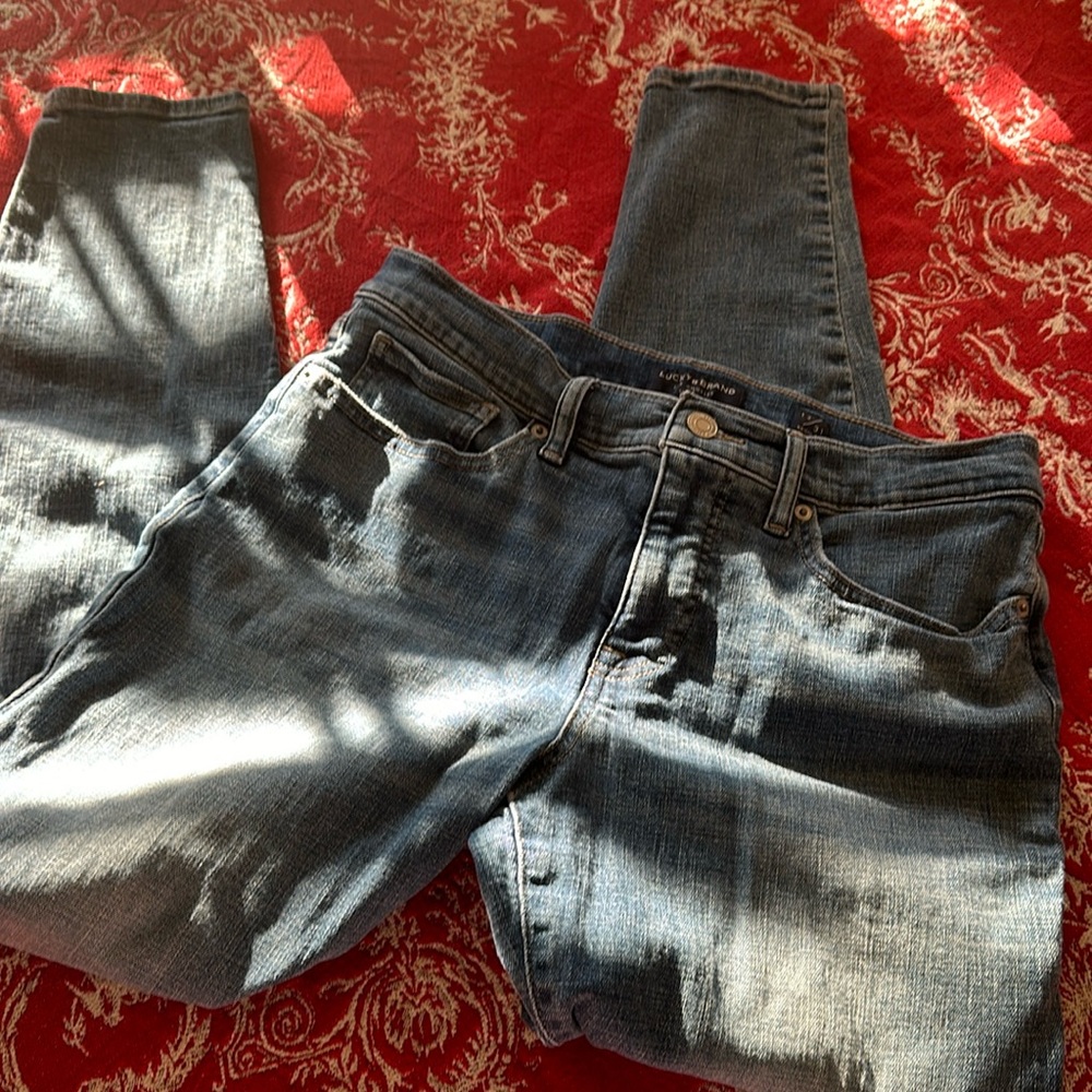 Lucky brand size 31/12 stretchy skinny jeans.  Gently used